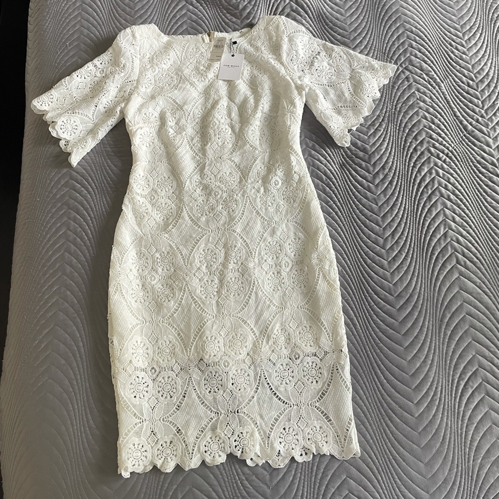 Few moda New York white lace midi dress